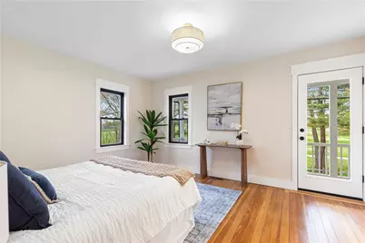540 Middle Highway, Barrington, RI 02806 - Photo 22