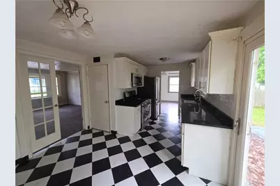65 Ferncrest Drive, East Providence, RI 02915 - Photo 6