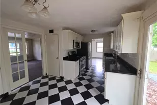 65 Ferncrest Dr, East Providence, RI 02915 - Photo 6