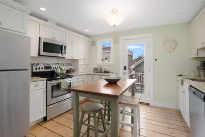 23 Holland Street #2, Newport, RI 02840 - Photo 6