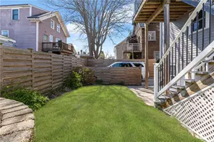 23 Holland St, Newport, RI 02840 - Photo 14