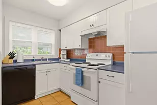 150 Bay View Dr, Jamestown, RI 02835 - Photo 8