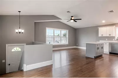 63 Balch Street, Pawtucket, RI 02861 - Photo 4