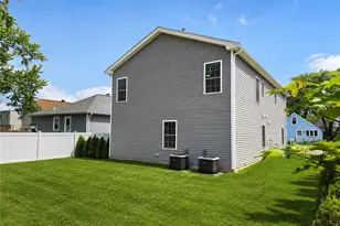 63 Balch St, Pawtucket, RI 02861 - Photo 32