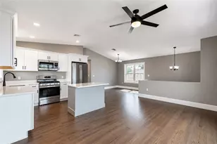 63 Balch St, Pawtucket, RI 02861 - Photo 2