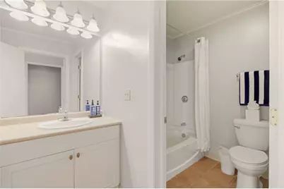 150 Bay View Drive #18, Jamestown, RI 02835 - Photo 12