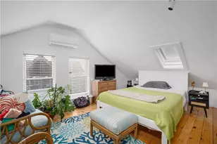 23 Holland St, Newport, RI 02840 - Photo 10