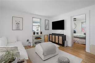 23 Holland St, Newport, RI 02840 - Photo 2