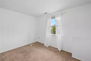 23 Algonquin Dr, Middletown, RI 02842 - Photo 34