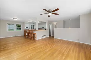23 Algonquin Dr, Middletown, RI 02842 - Photo 14