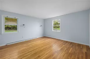 23 Algonquin Dr, Middletown, RI 02842 - Photo 22