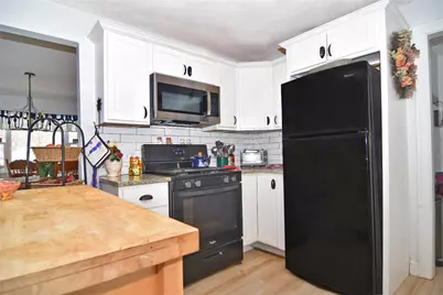 37 Gerald Street, Warwick, RI 02886 - Photo 10
