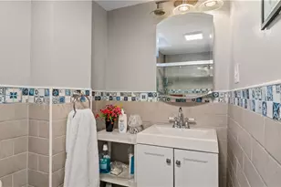 27 Shafter St, Providence, RI 02909 - Photo 30