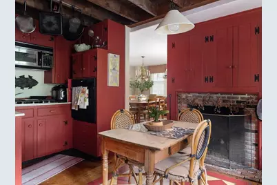 20 Willow Street, Newport, RI 02840 - Photo 8
