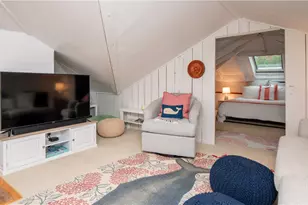 67 Perry St, Newport, RI 02840 - Photo 10