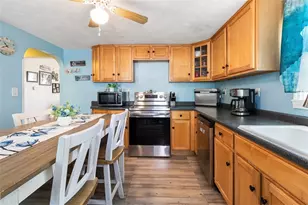 107 Olympia Ave, Pawtucket, RI 02861 - Photo 10