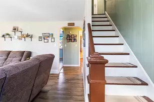 107 Olympia Ave, Pawtucket, RI 02861 - Photo 4