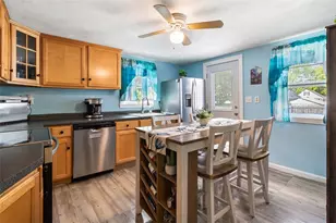 107 Olympia Ave, Pawtucket, RI 02861 - Photo 8