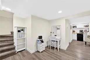 64 Westfield Dr, Cranston, RI 02920 - Photo 28