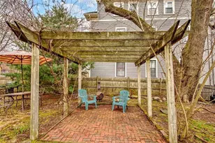 30 Division St, Providence, RI 02909 - Photo 6