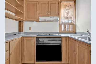 383 Putnam Pike, Glocester, RI 02829 - Photo 10