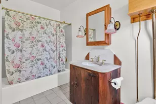 383 Putnam Pike, Glocester, RI 02829 - Photo 20
