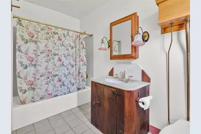 383 Putnam Pike, Glocester, RI 02829 - Photo 20
