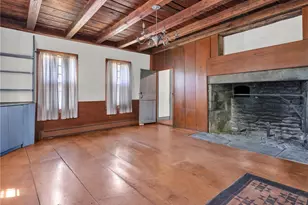 383 Putnam Pike, Glocester, RI 02829 - Photo 4