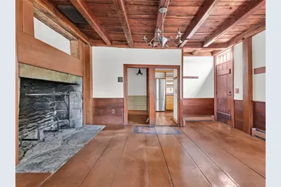 383 Putnam Pike, Glocester, RI 02829 - Photo 6