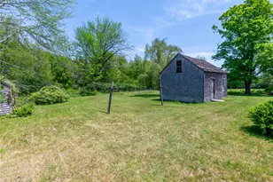 383 Putnam Pike, Glocester, RI 02829 - Photo 32