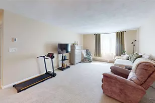 201 Woodlawn Ave, North Providence, RI 02904 - Photo 4
