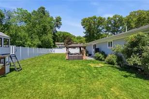 23 Southwood Dr, Cumberland, RI 02864 - Photo 44