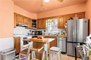 183 Narragansett St, Cranston, RI 02905 - Photo 12
