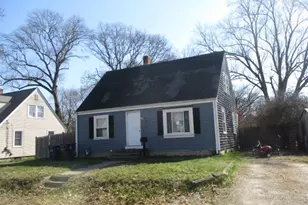48 Wesleyan Ave, Warwick, RI 02886 - Photo 4