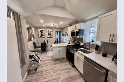 239 Taft Street, Pawtucket, RI 02860 - Photo 2