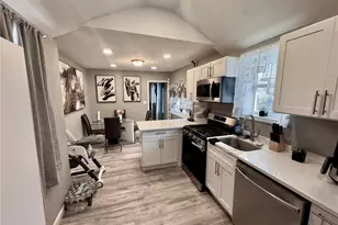 239 Taft St, Pawtucket, RI 02860 - Photo 2
