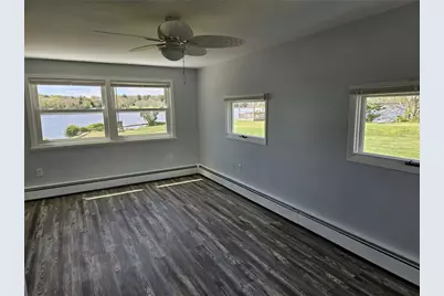 2353 Main Road, Tiverton, RI 02878 - Photo 12