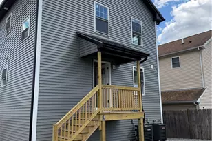 11 Millard St, Providence, RI 02905 - Photo 2