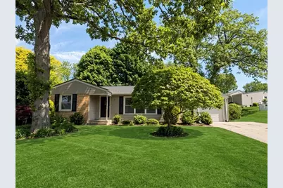 82 Scenic Drive, Cranston, RI 02920 - Photo 1