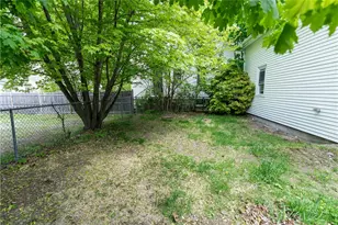 690 Academy Ave, Providence, RI 02908 - Photo 38