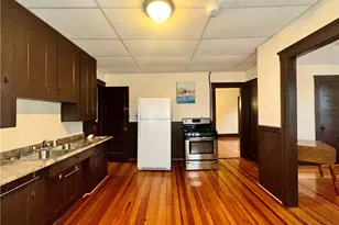 14 Courtland St, Central Falls, RI 02863 - Photo 4