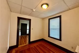 14 Courtland St, Central Falls, RI 02863 - Photo 10