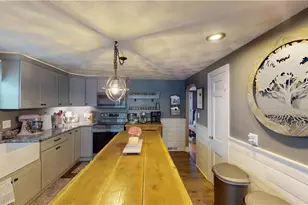 24 Annette Ave, Pawtucket, RI 02861 - Photo 14