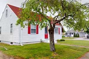 24 Annette Ave, Pawtucket, RI 02861 - Photo 2