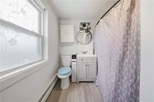 31 Yeoman Ave, Cranston, RI 02920 - Photo 14