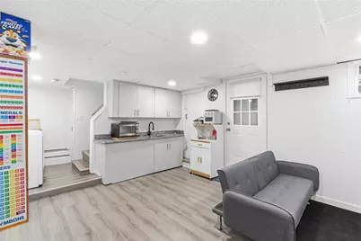 31 Yeoman Avenue, Cranston, RI 02920 - Photo 22