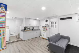 31 Yeoman Ave, Cranston, RI 02920 - Photo 22