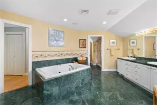 75 N Cliff Dr, Narragansett, RI 02882 - Photo 36