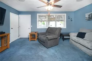 48 Plenty St, Warwick, RI 02889 - Photo 4