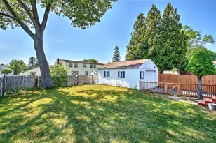 190 Rice St, Pawtucket, RI 02861 - Photo 6